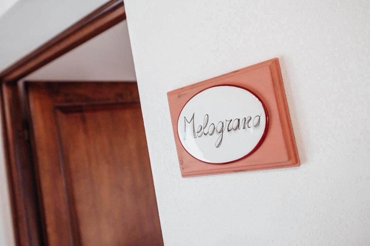 Antica Torre Del Borgo Bed & Breakfast เชร์ตาลโด ภายนอก รูปภาพ