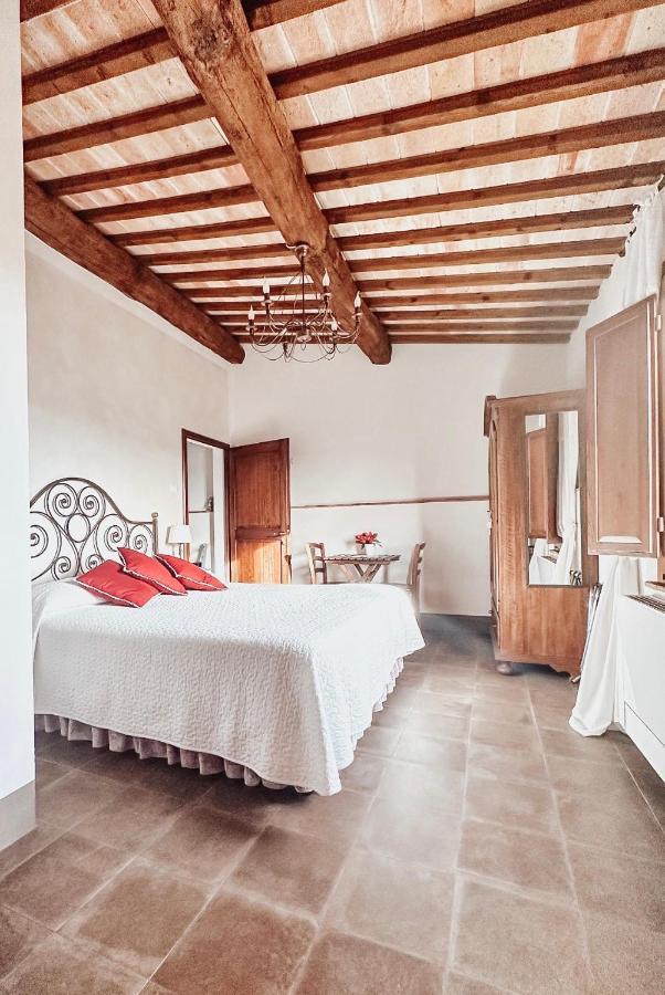 Antica Torre Del Borgo Bed & Breakfast เชร์ตาลโด ภายนอก รูปภาพ